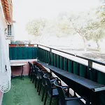Vibes Surfhouse *