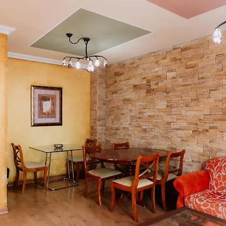 Endless Summer Vibes Hostel Costa Adeje (Tenerife)