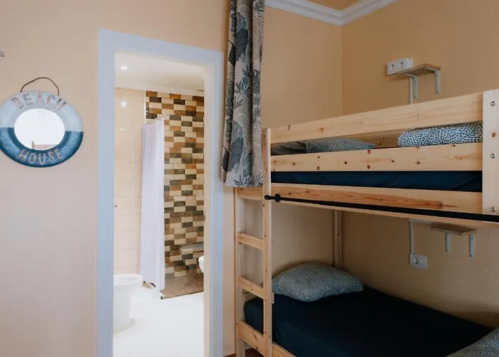 Hostel Endless Summer Vibes