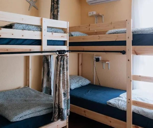 Endless Summer Vibes Hostel *